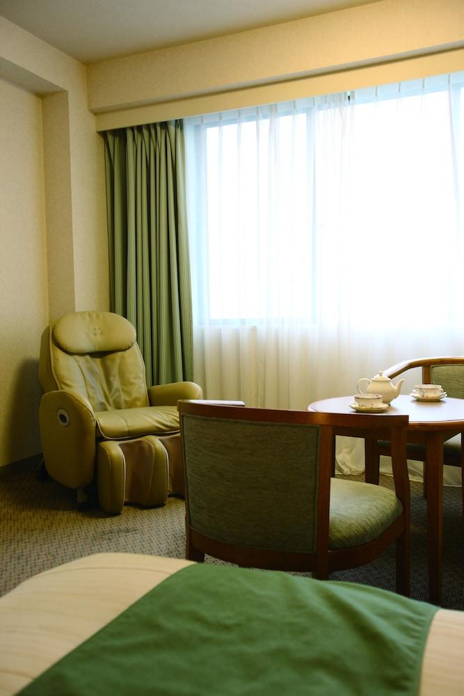 Royal Hotel Yatsugatake -From Apr2024 Grand Mercure Yatsugatake Resort & Spa Hokuto  Zewnętrze zdjęcie