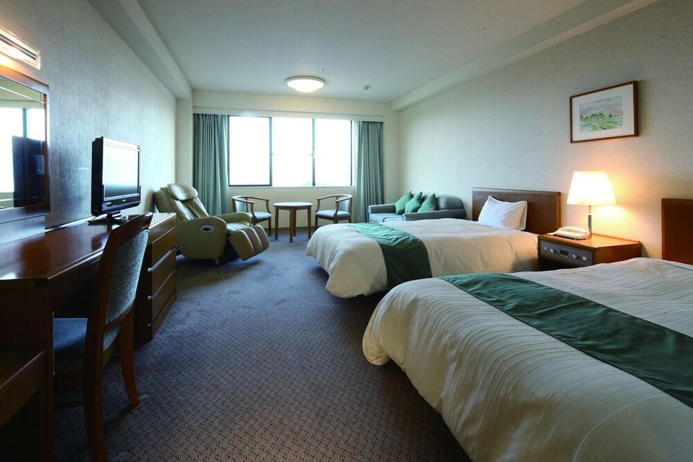 Royal Hotel Yatsugatake -From Apr2024 Grand Mercure Yatsugatake Resort & Spa Hokuto  Zewnętrze zdjęcie